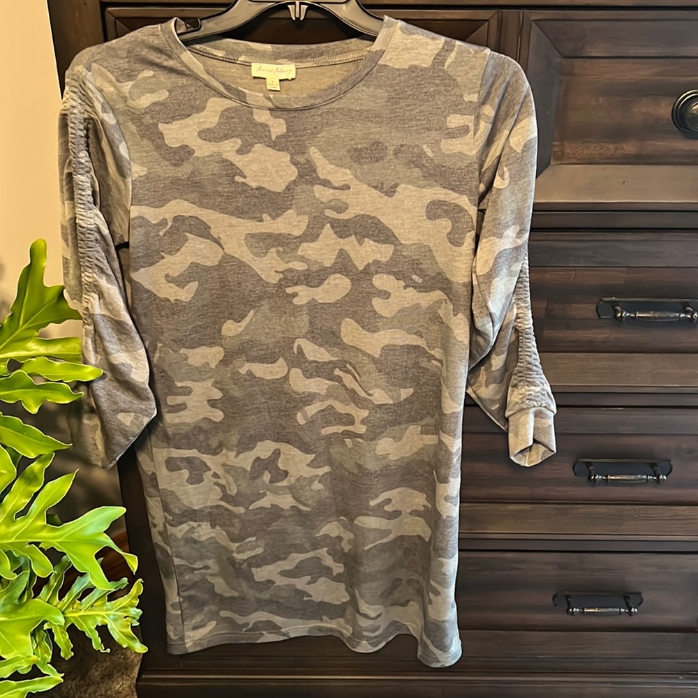 Camouflage shirt dress. 3/4 sleeve. Size Small